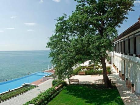 Hotel Oasis Albena Exterior photo