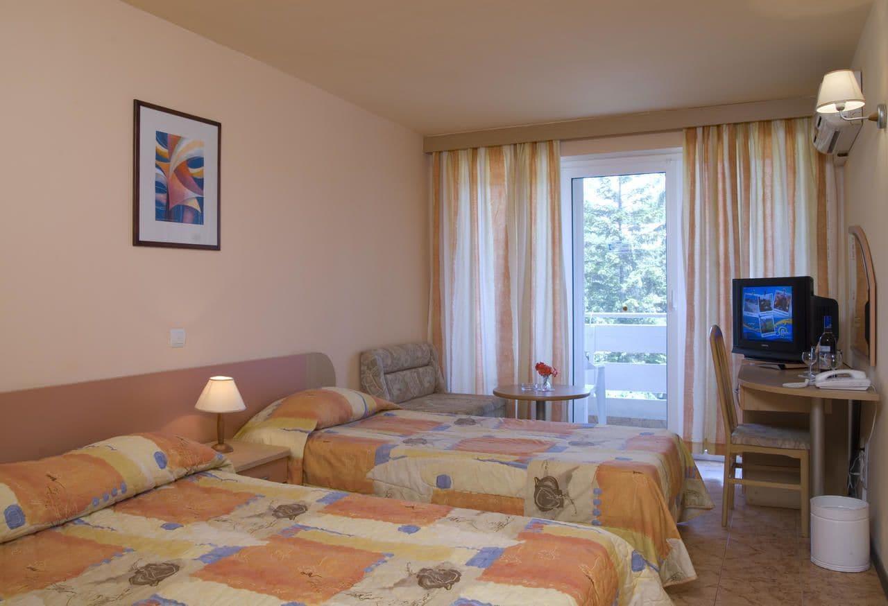 Hotel Oasis Albena Exterior photo
