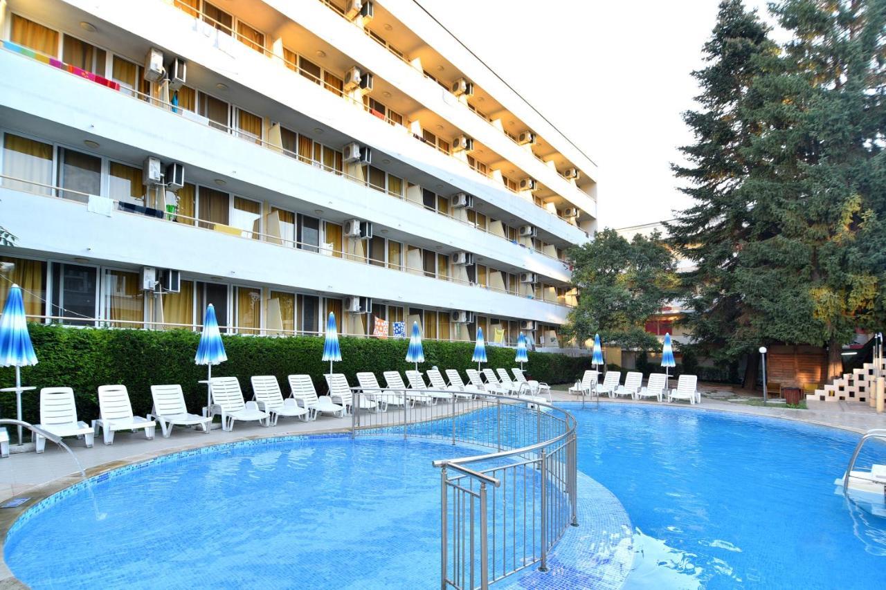 Hotel Oasis Albena Exterior photo