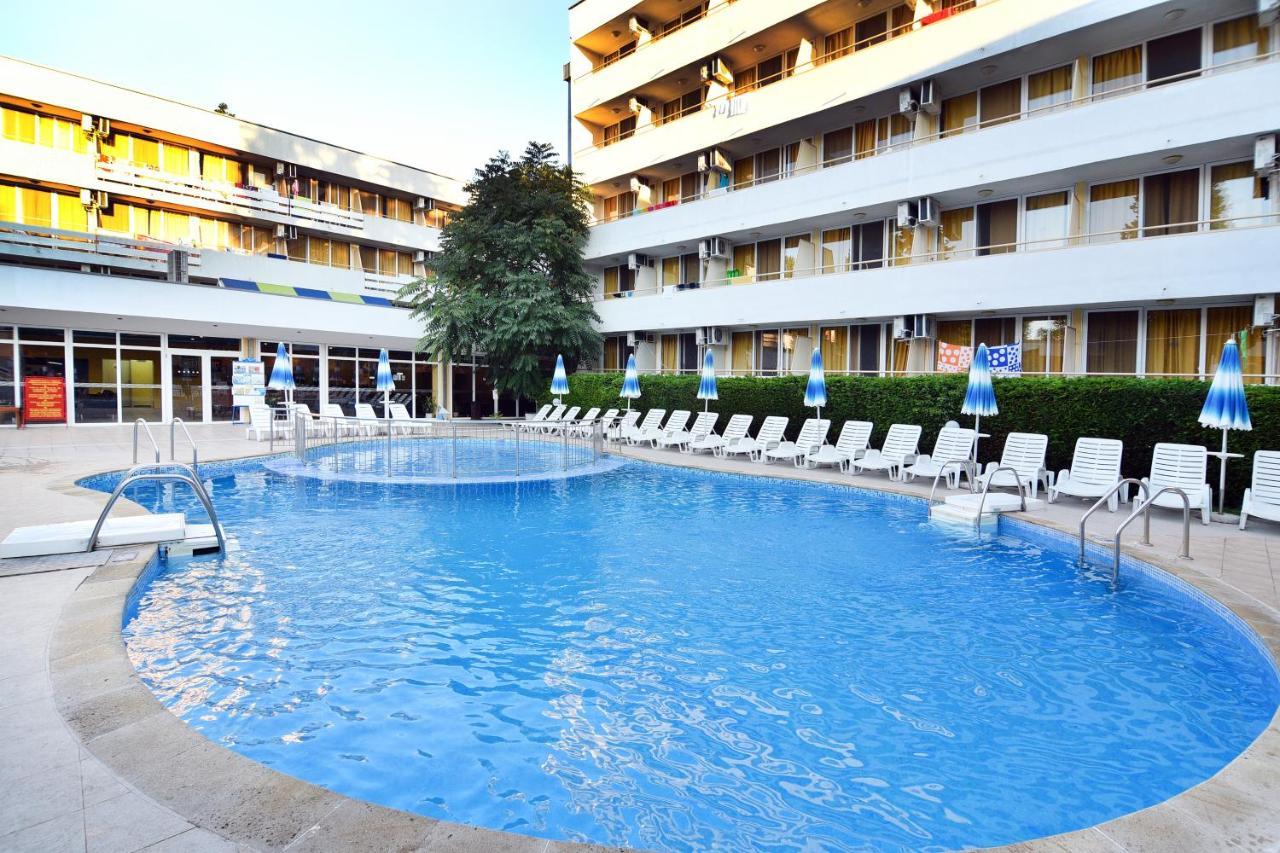 Hotel Oasis Albena Exterior photo
