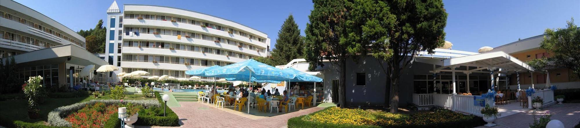 Hotel Oasis Albena Exterior photo