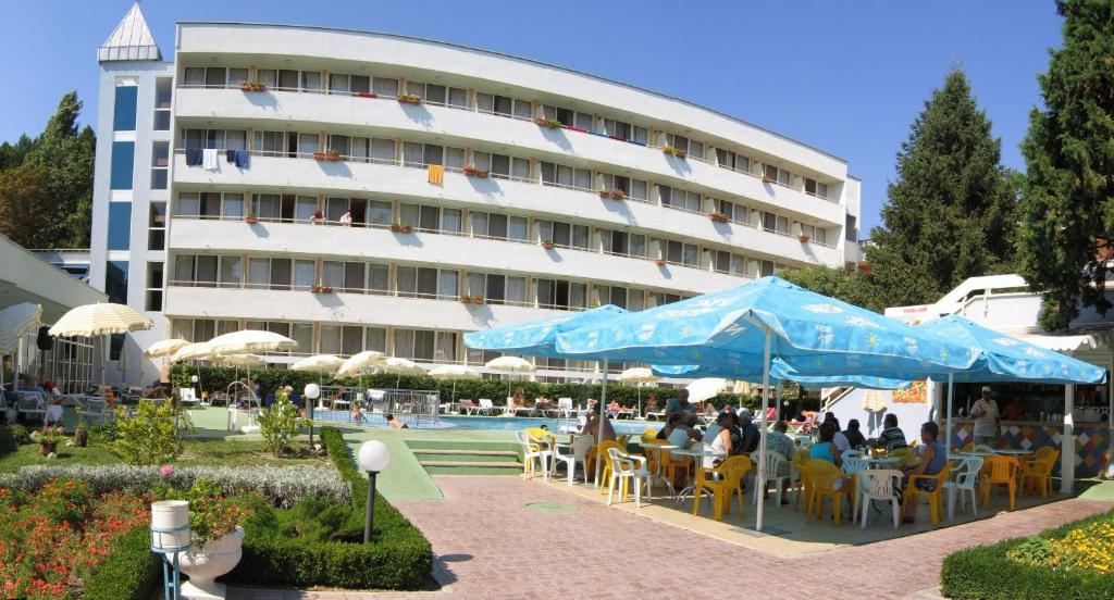 Hotel Oasis Albena Exterior photo
